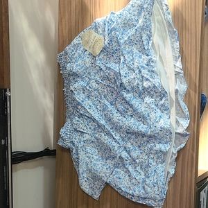 stretchy medium miniskirt